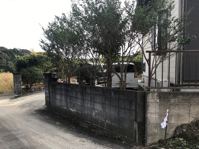 駐車場まわりの外構工事を行いました